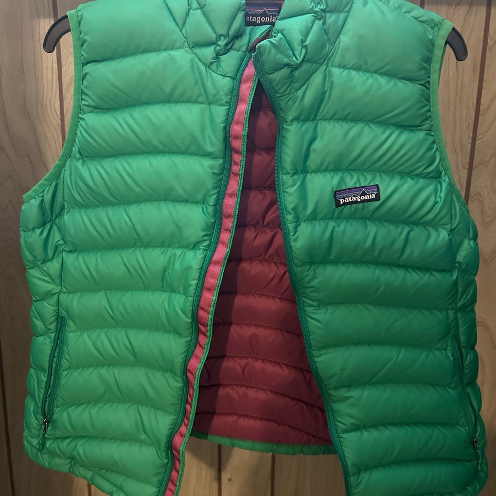 Patagonia Green and Pink Quilted Down Vest